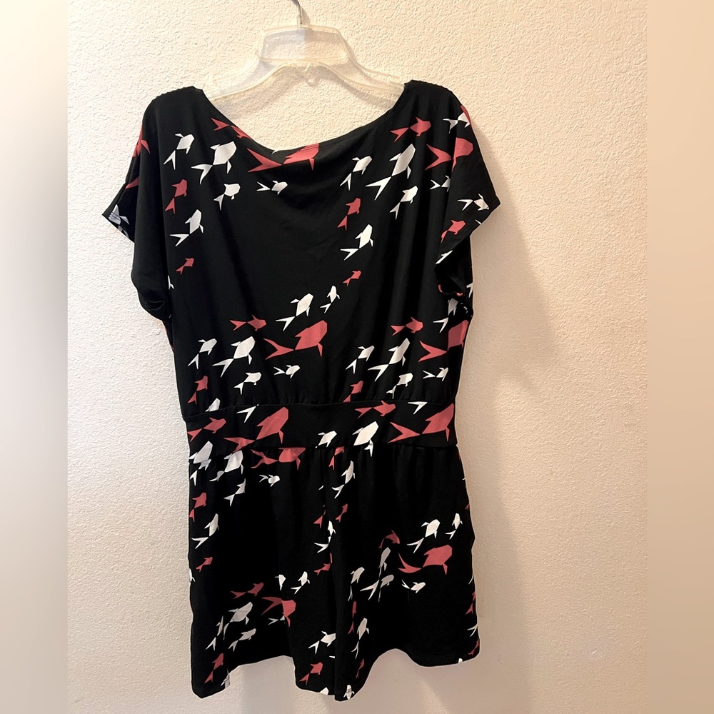 Fighting Eel NWT Romper Ethan in Black Origami Fish XS
